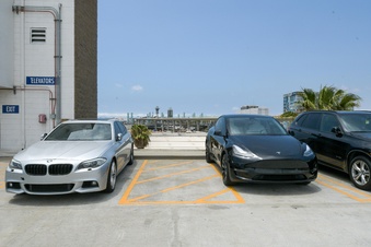 Enlarge photo 35