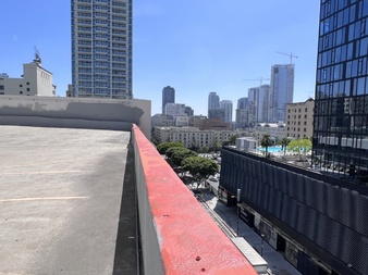 Enlarge photo 9