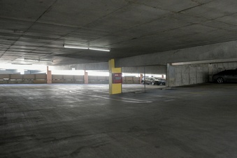 Enlarge photo 16