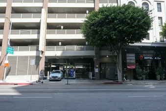 Enlarge photo 3