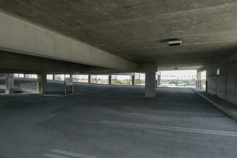 Enlarge photo 33