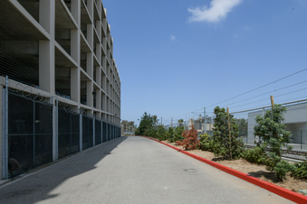 Enlarge photo 11