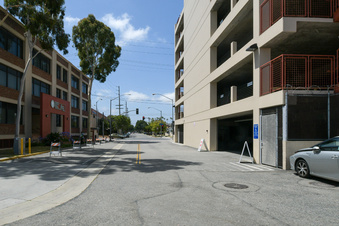 Enlarge photo 4