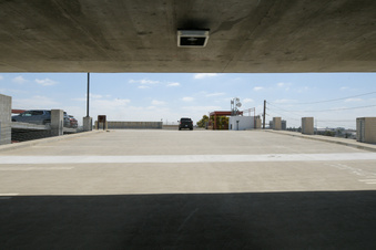 Enlarge photo 41
