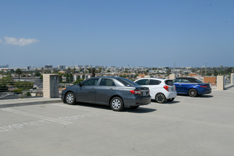 Enlarge photo 22