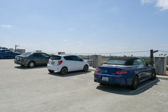 Enlarge photo 23