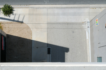 Enlarge photo 17