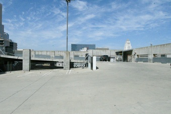 Enlarge photo 16