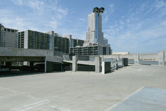 Enlarge photo 18