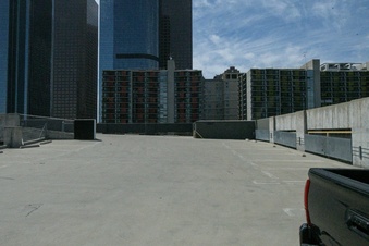 Enlarge photo 19