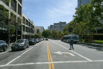 Enlarge photo 23