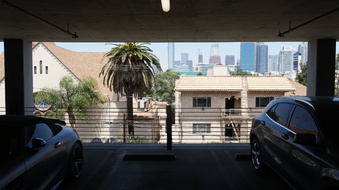 Enlarge photo 38