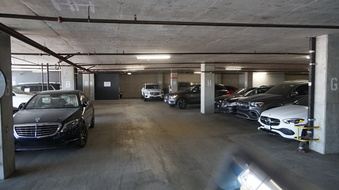 Enlarge photo 60