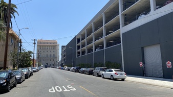 Enlarge photo 9