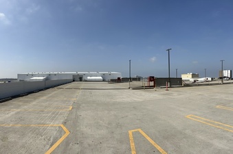 Enlarge photo 17