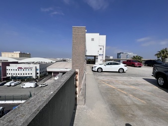 Enlarge photo 29