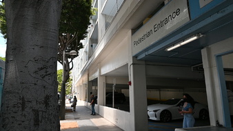 Enlarge photo 22