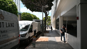 Enlarge photo 23