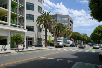 Enlarge photo 26