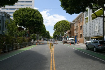 Enlarge photo 27
