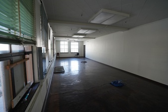 Enlarge photo 15