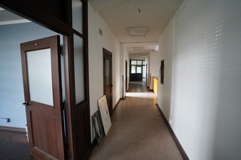 Enlarge photo 17