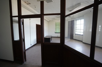 Enlarge photo 31