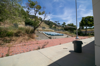 Enlarge photo 45
