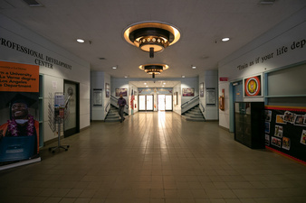 Enlarge photo 58