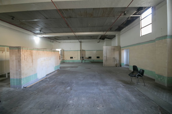 Enlarge photo 79