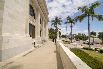 Enlarge photo 56