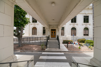 Enlarge photo 84