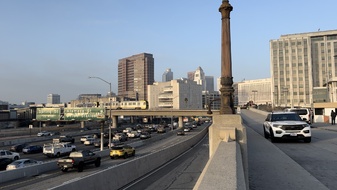 Enlarge photo 11