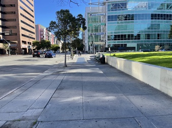 Enlarge photo 38