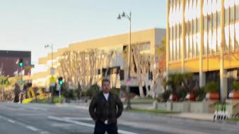 Enlarge MOV 17