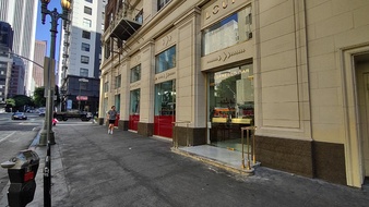 Enlarge photo 13