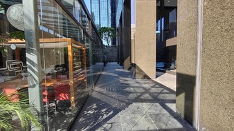 Enlarge photo 18