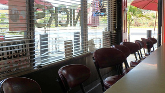 Enlarge photo 15