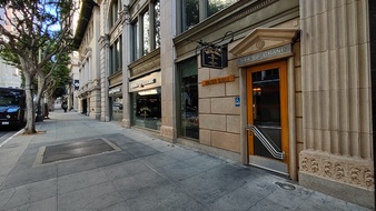 Enlarge photo 2
