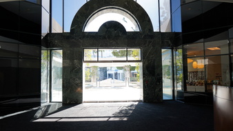 Enlarge photo 48