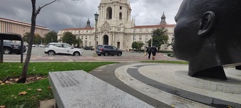 Enlarge photo 2