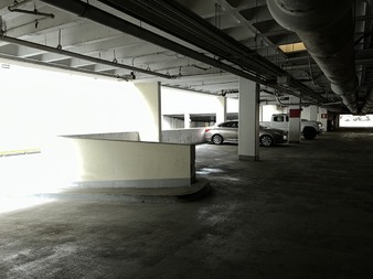 Enlarge photo 32