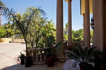 Enlarge photo 12