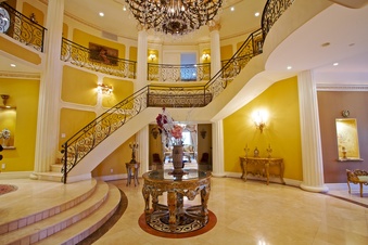 Enlarge photo 19