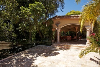Enlarge photo 142