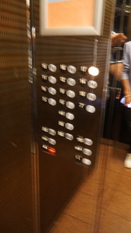 Enlarge photo 24