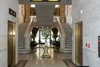 Enlarge photo 2
