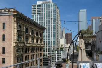 Enlarge photo 27