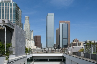 Enlarge photo 35
