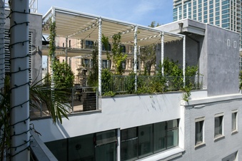 Enlarge photo 36